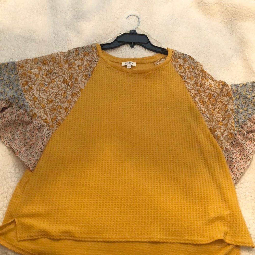 Beautiful fall top